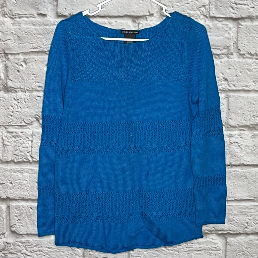 Chelsea & Theodore‎ Blue Sweater Women's Size medium
